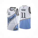 Camiseta Atlanta Hawks Trae Young NO 11 Ciudad 2024-25 Blanco