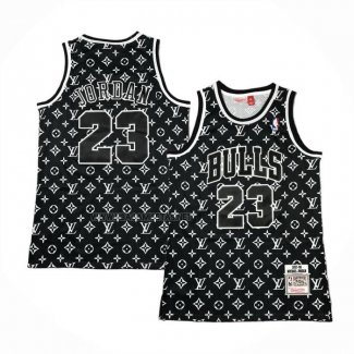 Camiseta Chicago Bulls x LV Michael Jordan NO 23 Mitchel & Ness 1997-98 Negro