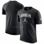 Camiseta Manga Corta Brooklyn Nets Essential Ciudad Negro