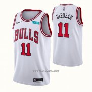 Camiseta Chicago Bulls DeMar DeRozan NO 11 Association 2021 Blanco