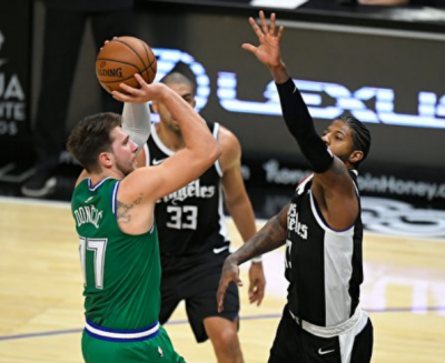 Lakers ganan la primera temporada, los Clippers establecen un ré