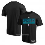 Camiseta Manga Corta Charlotte Hornets Practice Performance 2022-23 Negro