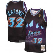 Camiseta Utah Jazz Karl Malone NO 32 Mitchell & Ness 1996-97 Negro