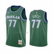 Camiseta Dallas Mavericks Luka Doncic NO 77 Mitchell & Ness 2018-19 Verde