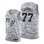 Camiseta San Antonio Spurs Demarre Carroll NO 77 Earned Camuflaje