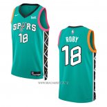 Camiseta San Antonio Spurs Isaiah Roby NO 18 Ciudad 2022-23 Verde