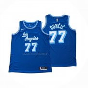 Camiseta Los Angeles Lakers Luka Doncic NO 77 Classic 2024-25 Azul