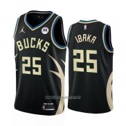 Camiseta Milwaukee Bucks Serge Ibaka NO 25 Statement 2022-23 Negro