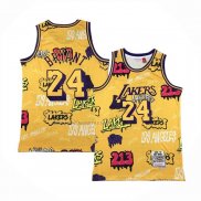 Camiseta Los Angeles Lakers Kobe Bryant NO 24 Slap Sticker Mitchell & Ness 1996-97 Amarillo