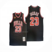 Camiseta Chicago Bulls Michael Jordan NO 23 Reload Mitchell & Ness 1997-98 Negro