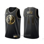 Camiseta Golden Edition Dallas Mavericks Luka Doncic NO 77 Negro