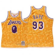 Camiseta Los Angeles Lakers Bape NO 93 Mitchell & Ness Amarillo