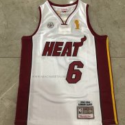 Camiseta Miami Heat LeBron James NO 6 Mitchell & Ness 2012-13 Blanco