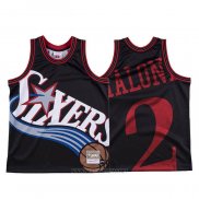 Camiseta Philadelphia 76ers Moses Malone NO 2 Mitchell & Ness Big Face Negro