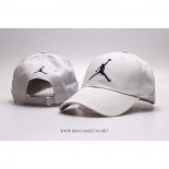 Gorra Jordan Blanco3