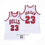 Camiseta Chicago Bulls Michael Jordan NO 23 Mitchell & Ness 1995-96 Blanco