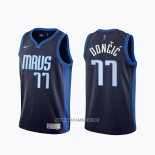Camiseta Dallas Mavericks Luka Doncic NO 77 Earned 2020-21 Azul